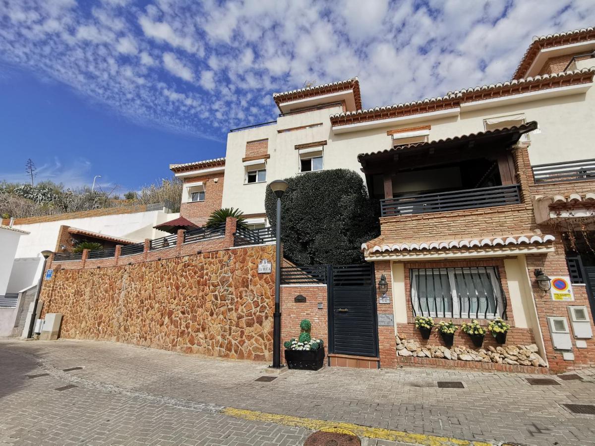 Apartamentos Turisticos Tronca Luxury Granada Exterior photo